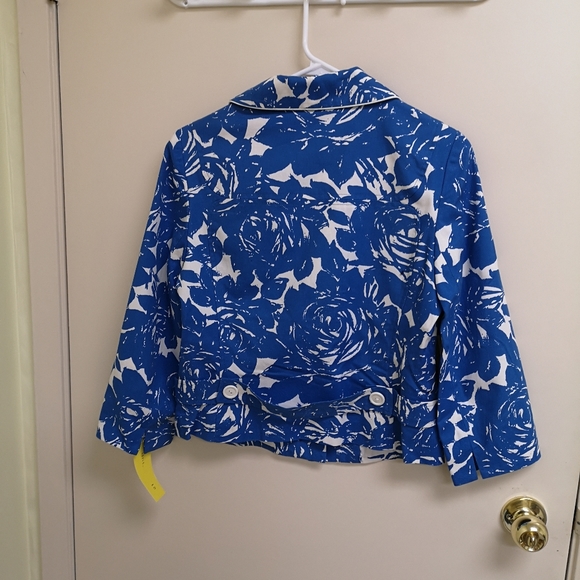 Floral Blazer - Picture 2 of 8